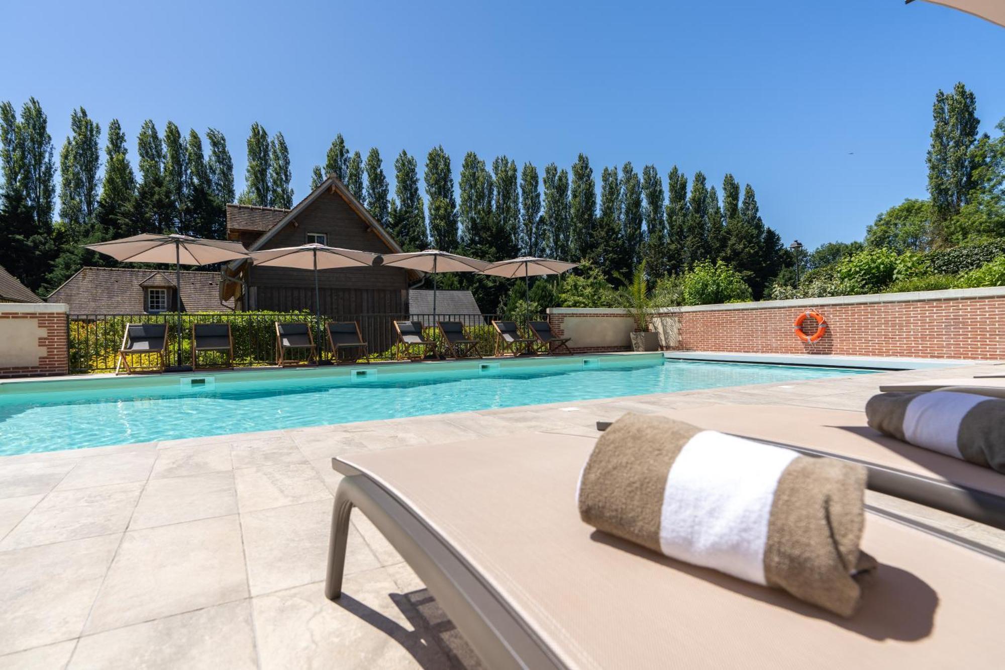Les Manoirs Des Portes De Deauville - Small Luxury Hotel Of The World Canapville  Ngoại thất bức ảnh